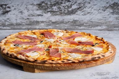 PIZZA SPECIALE.