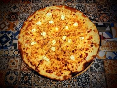 Pizza 4 Quesos
