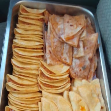 Combo-10 de Papa+10 de Chicharrón+10 de Deshebrada
