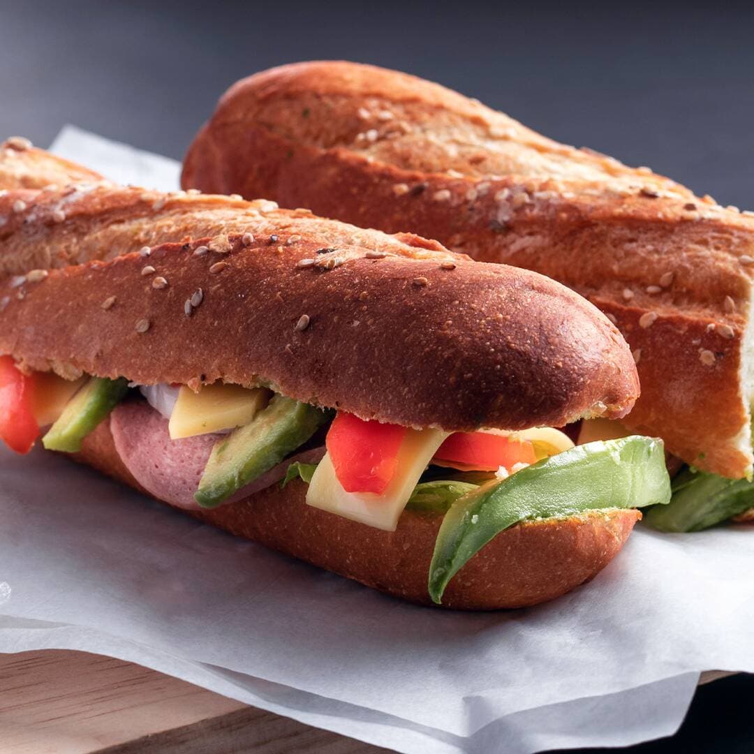 Baguette de Salami y Queso Manchego
