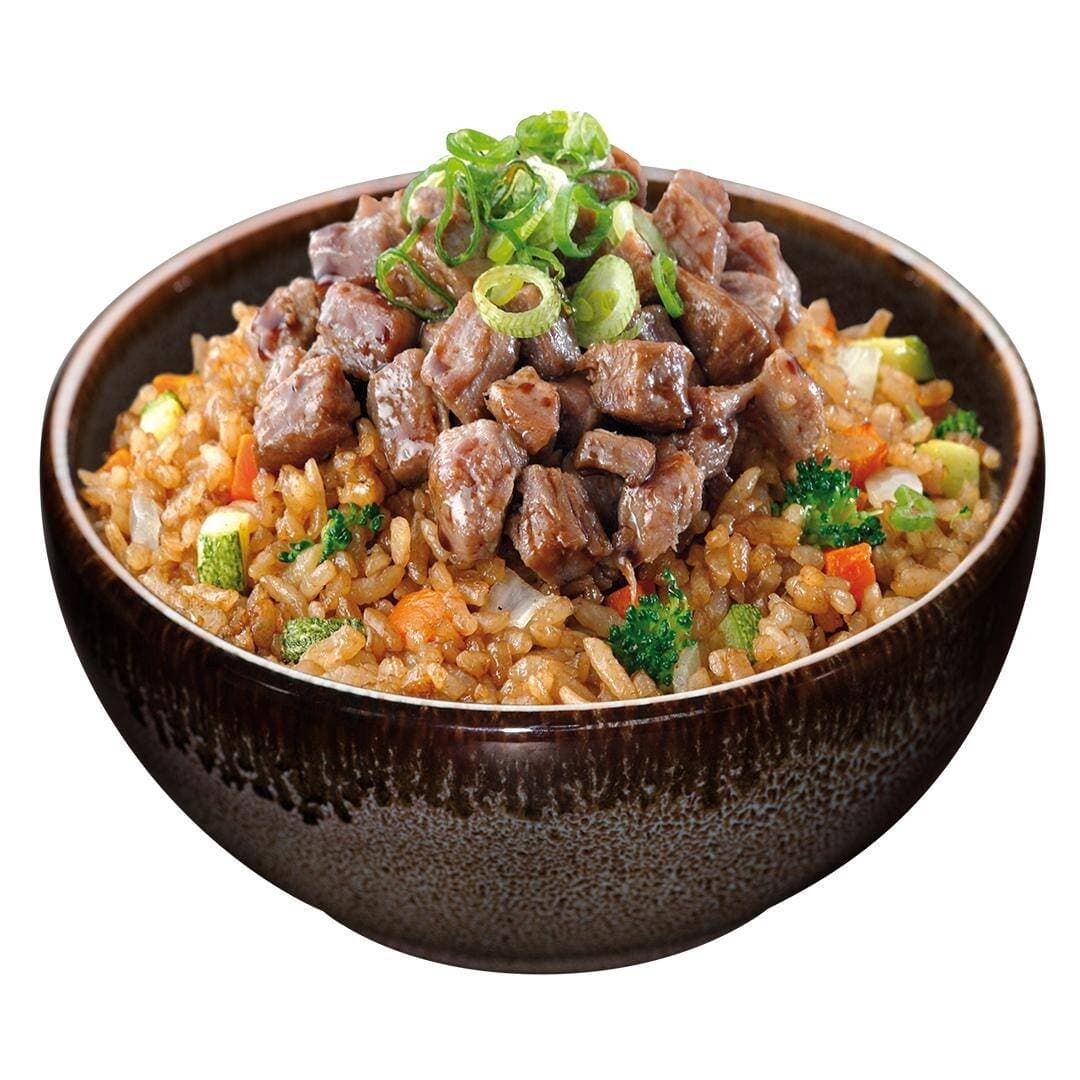 Yakimeshi con Arrachera