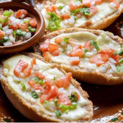 Molletes + Café