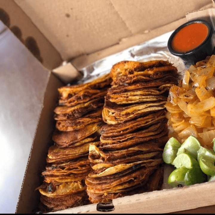 Combo Tacos de Birria
