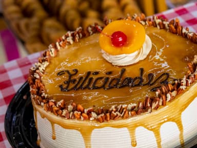 Pastel 3 Leches Moka Grande