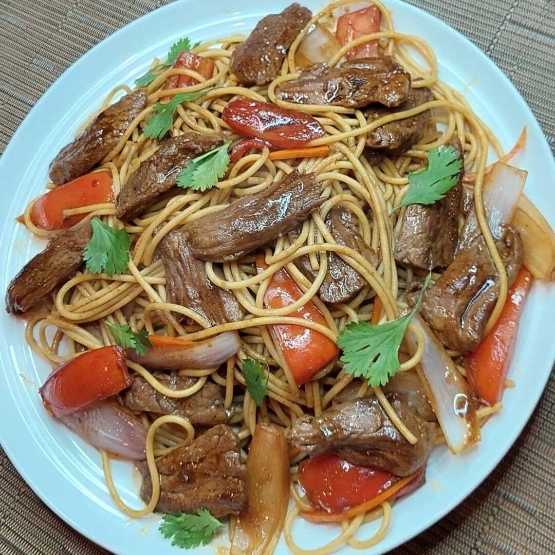 Tallarín Saltado de carne