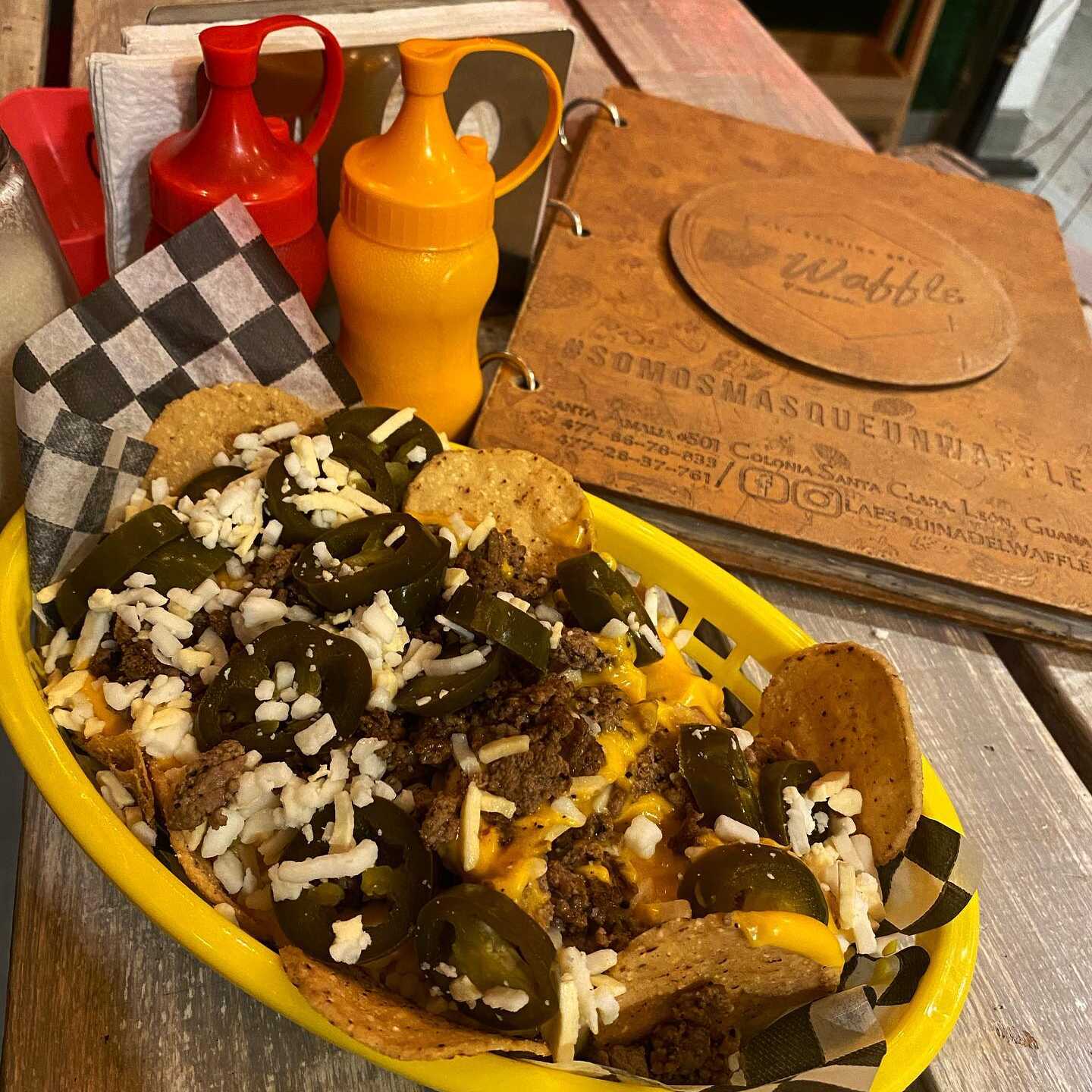 Nachos con queso
