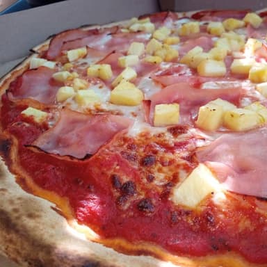 Pizza Hawaiana