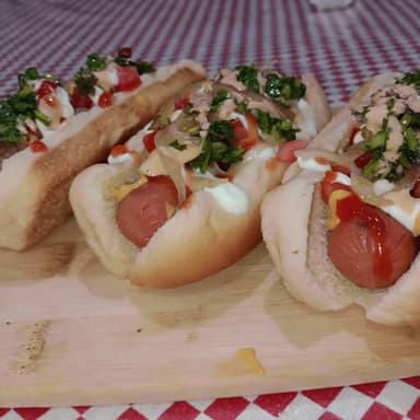 Combo 3 Hot Dogs + Coca Cola