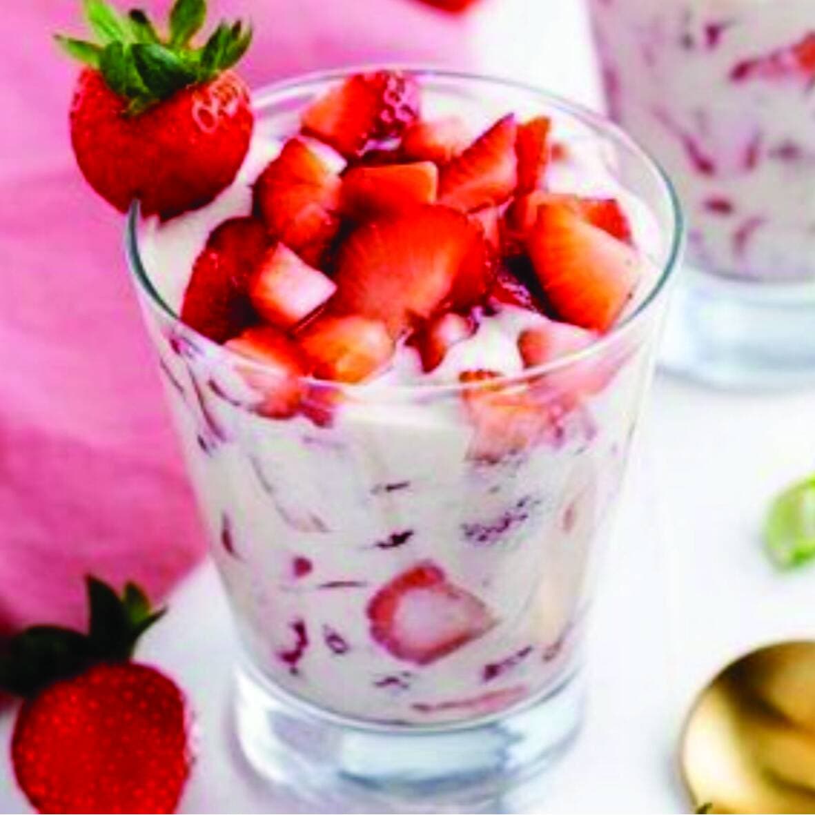 Fresas con Crema (16 oz)