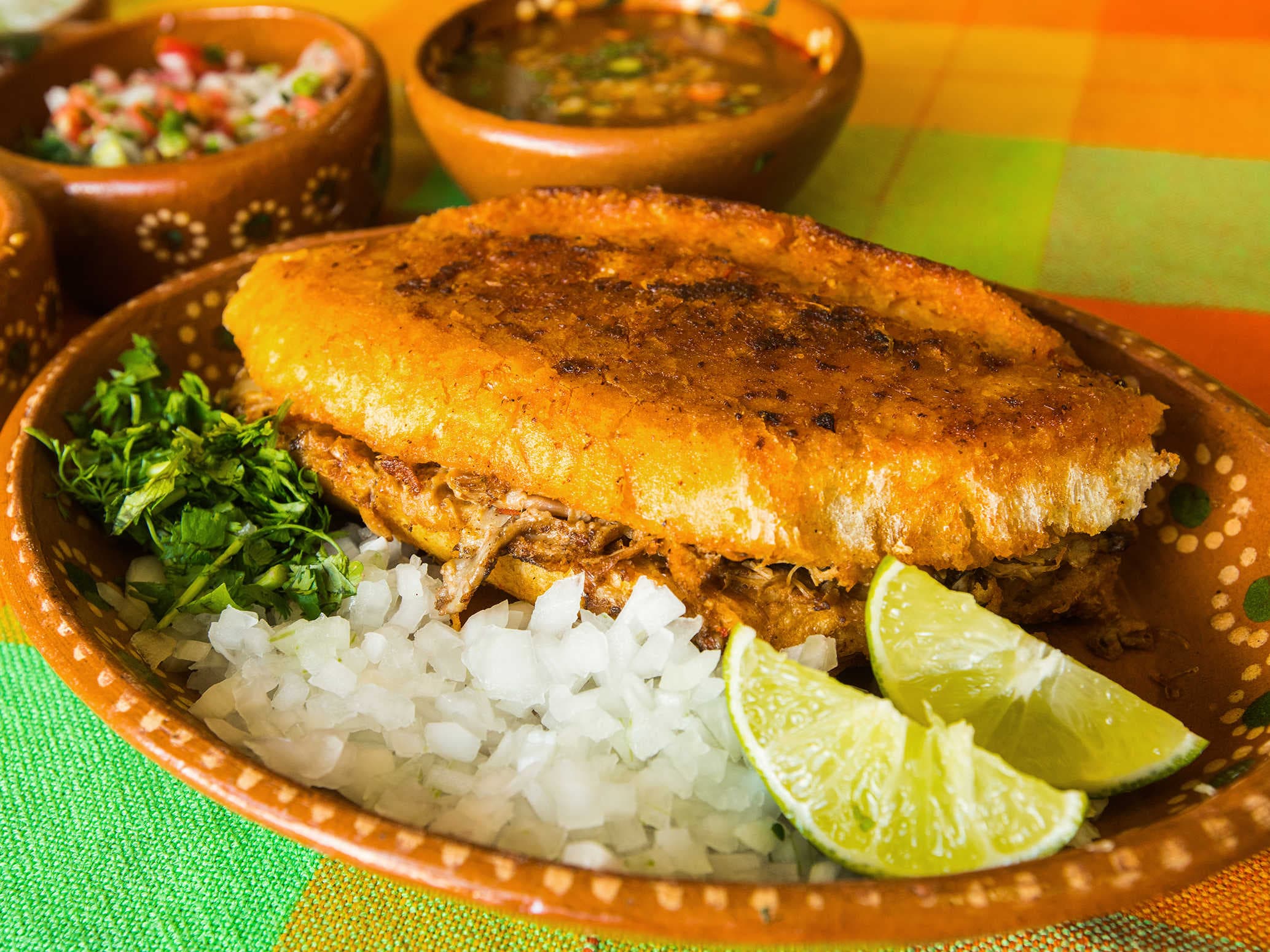 Lonche de Birria