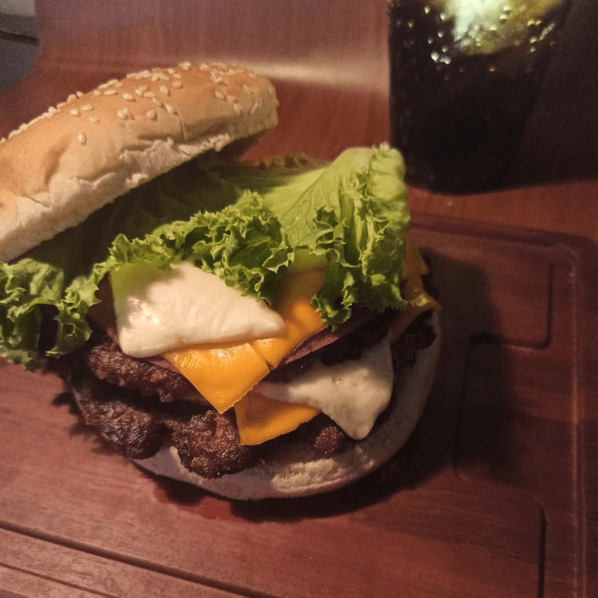 Hamburguesa 4 Quesos