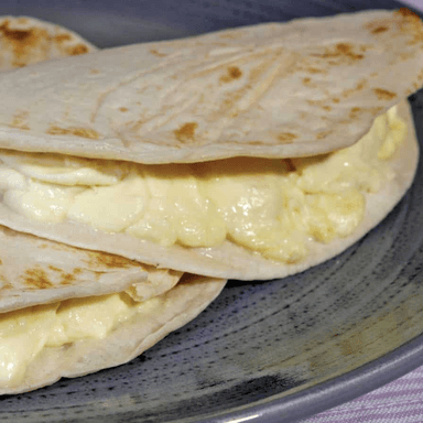 QUESADILLAS DE HARINA