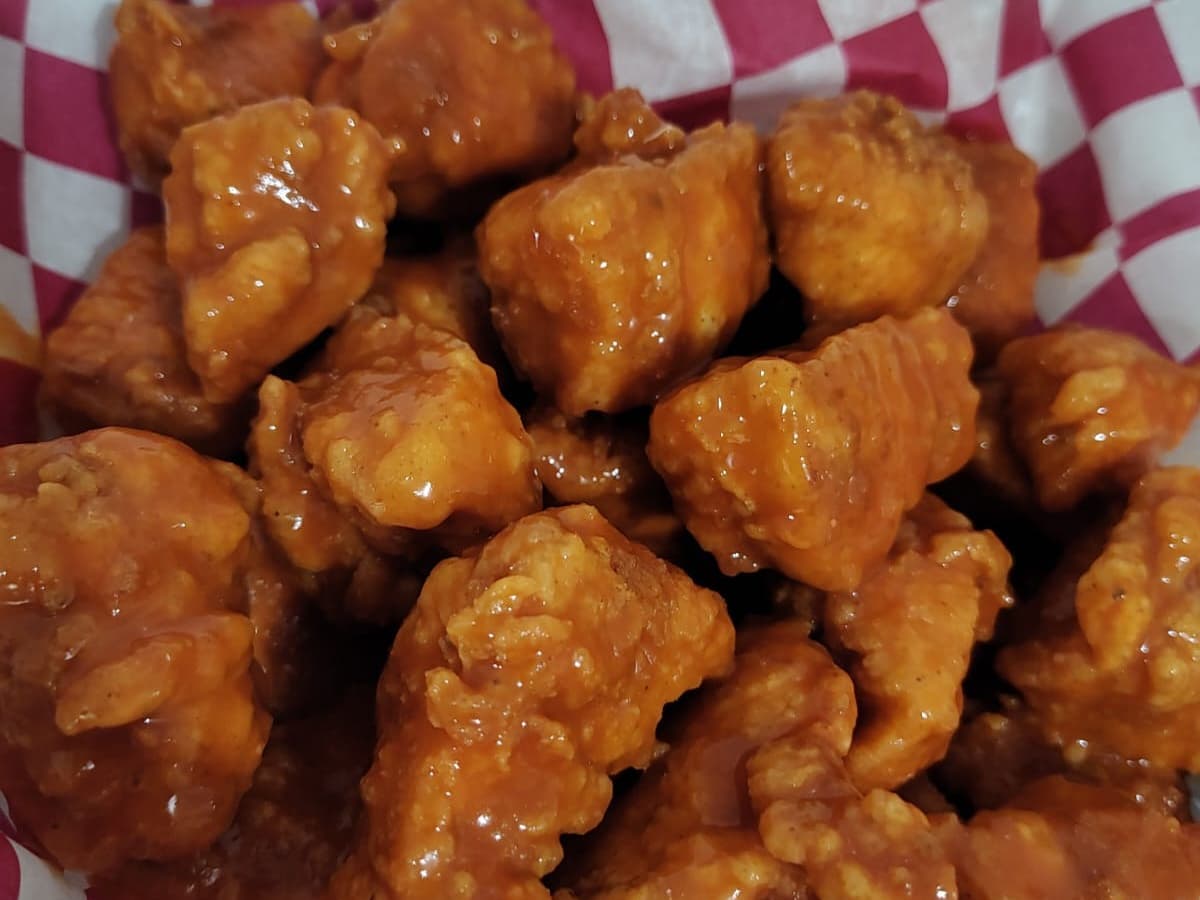 Boneless el Aluxe