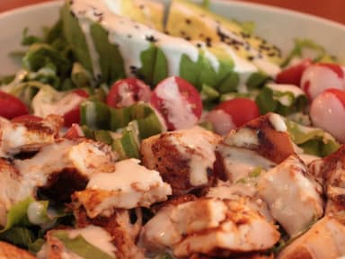 Ensalada de Pollo Cherry