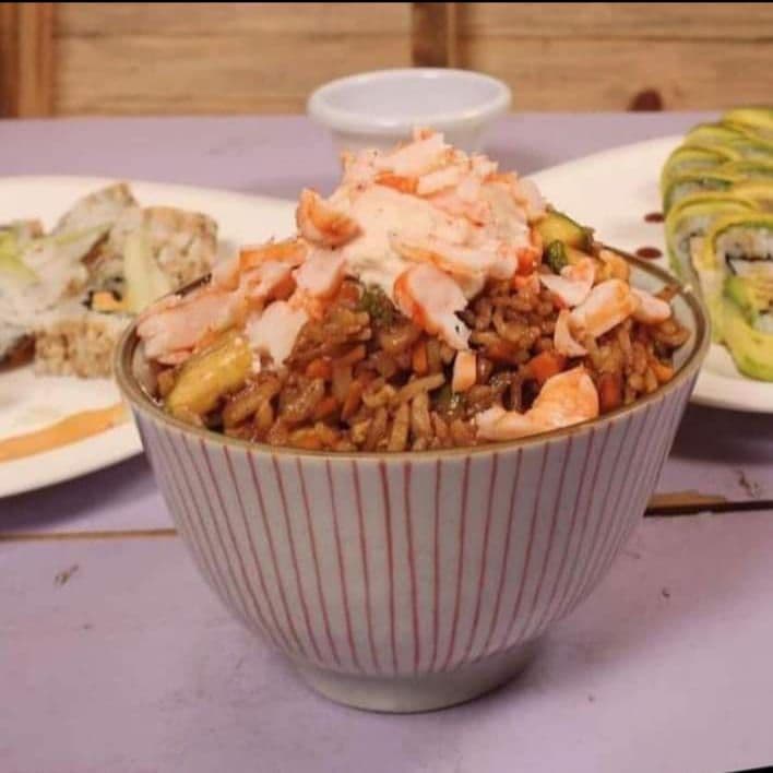 Yakimeshi de camaron y tampico