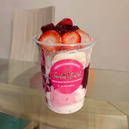 Copa Frutos Rojos