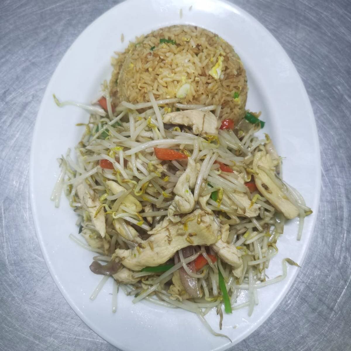 Pollo en Trozos con Frejolito