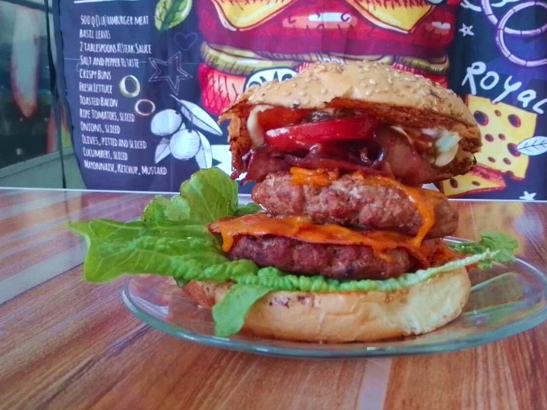 Dino Burguer