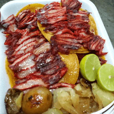 Tacos de Trompo con Queso