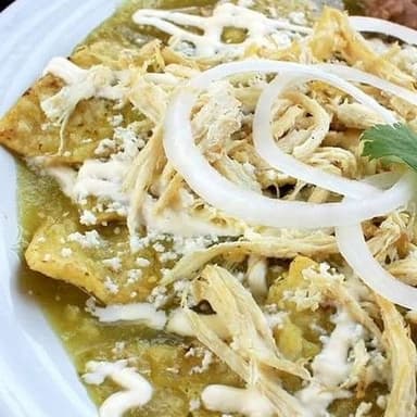 Chilaquiles con Pollo