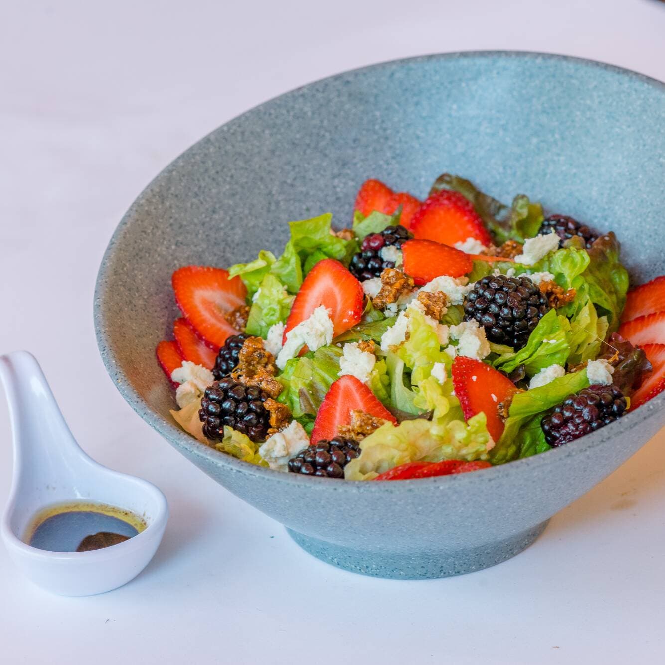 ENSALADA DE FRUTOS ROJOS