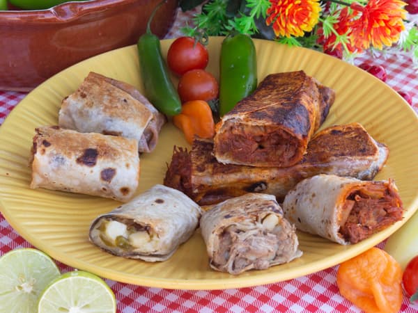 Los Burritos Del Charly Mcqueen - Lonches para Llevar