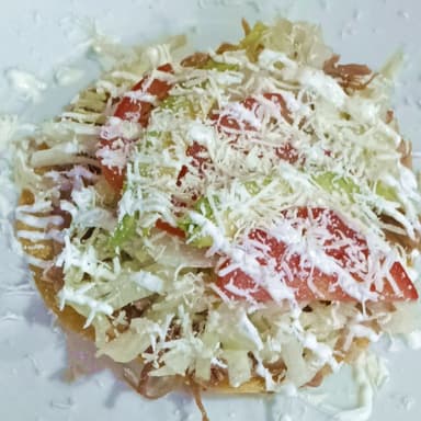 TOSTADA DE POLLO