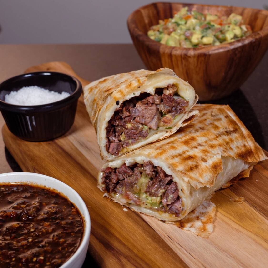 burrito GIGANTE de BISTECK RANCHERO