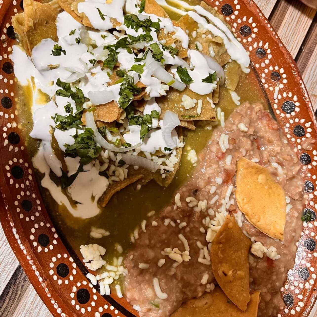 Chilaquiles con Huevo