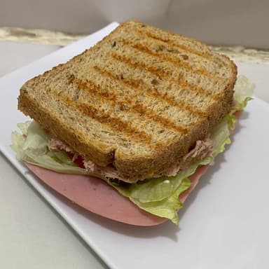 Sandwich de Atun