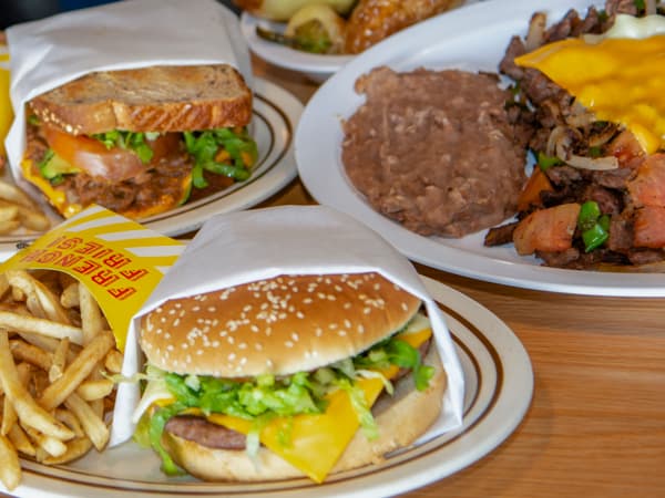 Tortas Lopez Plaza Mare