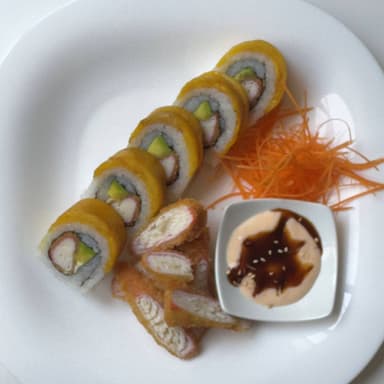 10 bocados de maduro roll+ entrada