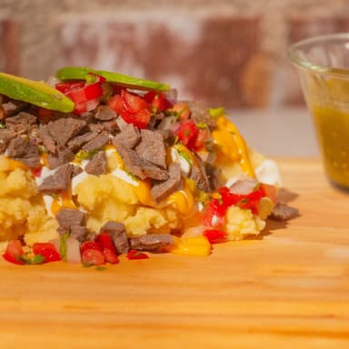 PAPA PREPARADA DE CECINA