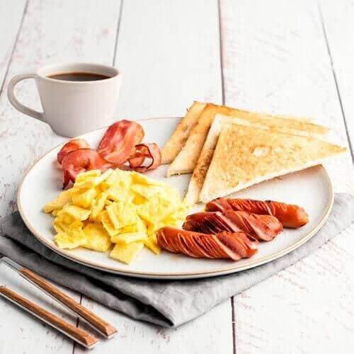 DESAYUNO AMERICANO ESPECIAL