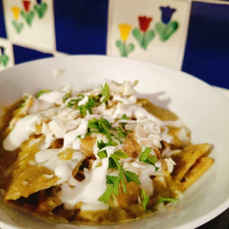 Chilaquiles Verdes con Proteína a Escoger