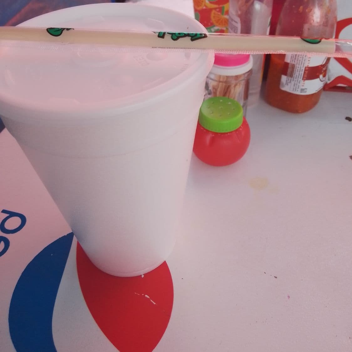 Agua de 1 lt