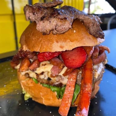 Hamburguesa La Carnita Asada