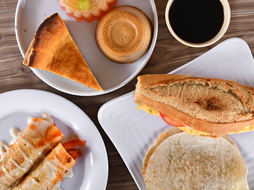 LONCHES Y JUGOS DOÑA IRMA