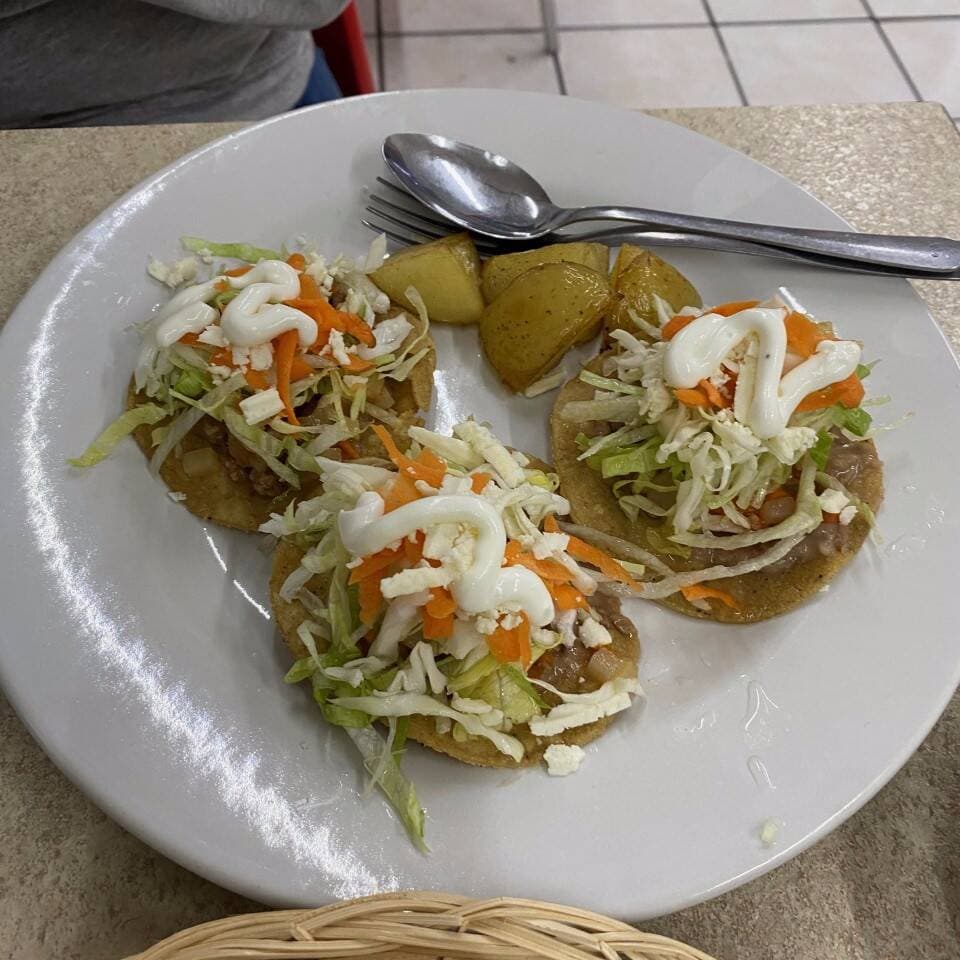 Gorditas Acaponeta C/Guiso (3)