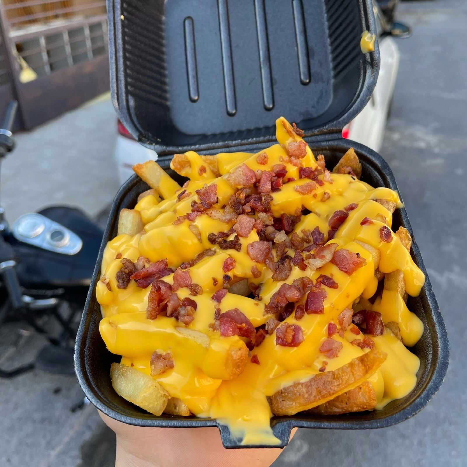 250 Gramos de Papas con Queso y Tocino
