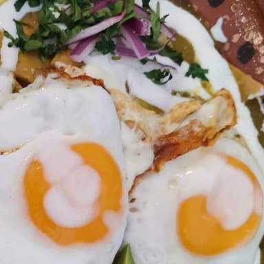 Huevos Cazuela