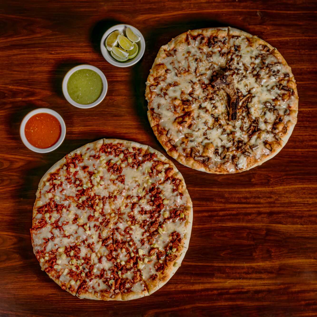 Promoción 2 Pizzas + 2 Aguas Frescas (1L)