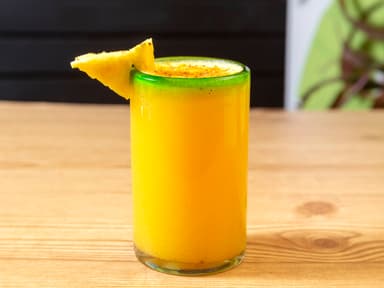 JUGO ILUMINATE