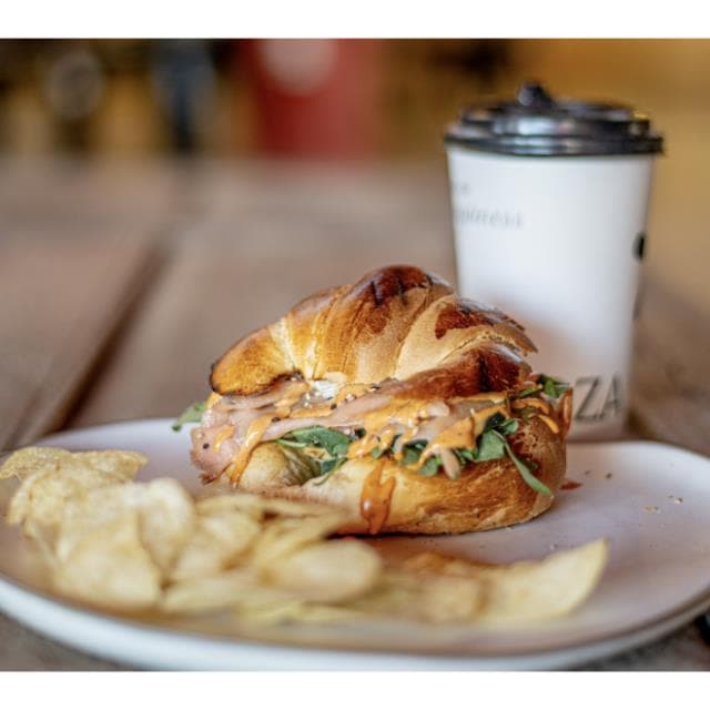 CROISSANT DE POLLO