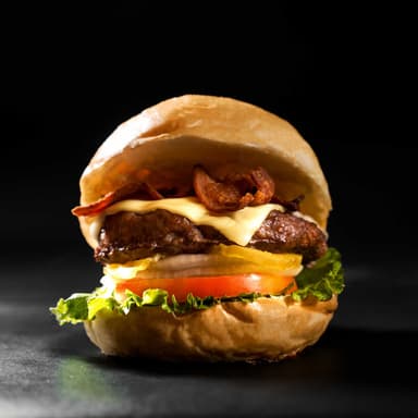 Hamburguesa Americana con Papas a la Francesa
