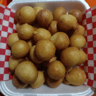 Salchibolas con Queso Chicas
