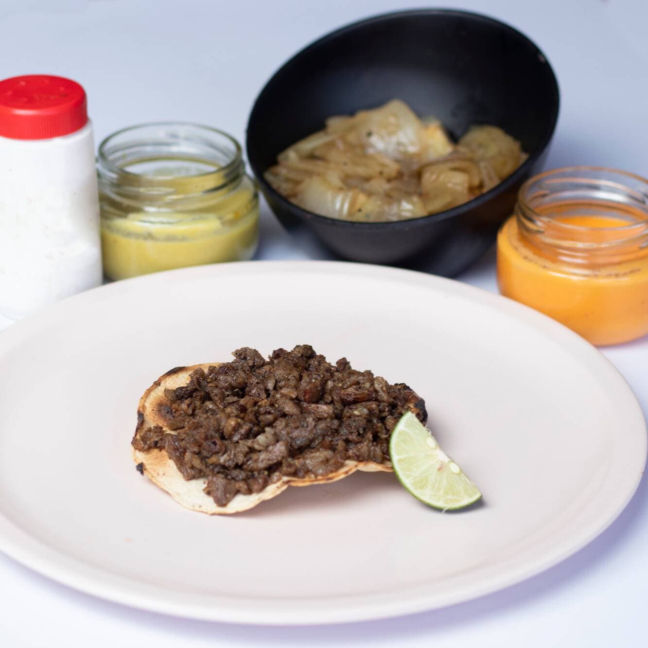 Tostada con Carne