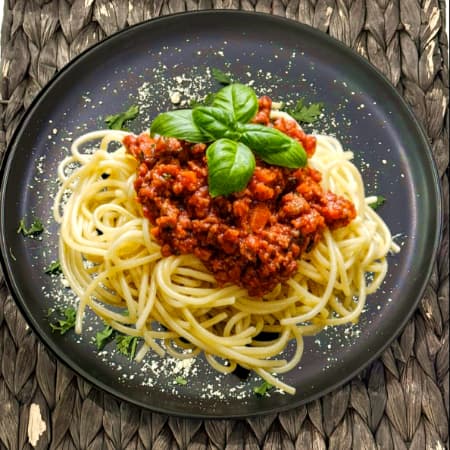 ESPAGUETI BOLOGNESA CLASICA