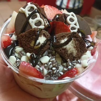 Fresas con Crema 1/2 Litro