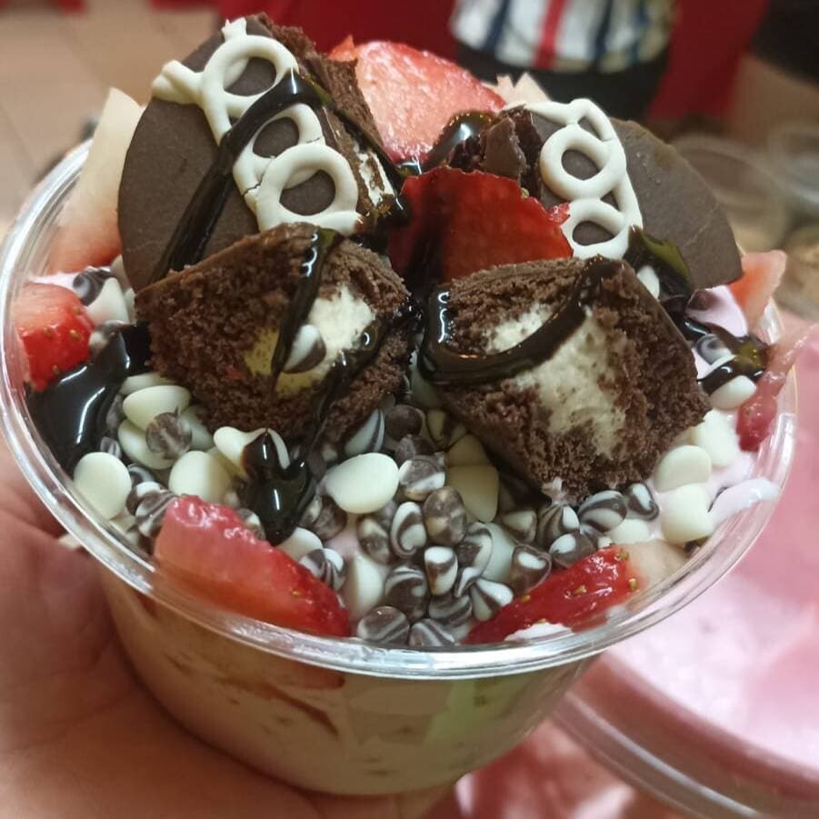 Fresas con Crema 1/2 Litro